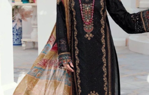 Which Pakistani Designer Suits Are Trending This Season?