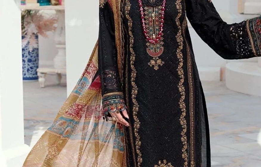 Which Pakistani Designer Suits Are Trending This Season?